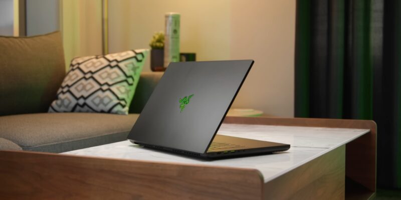 Razer Blade 16